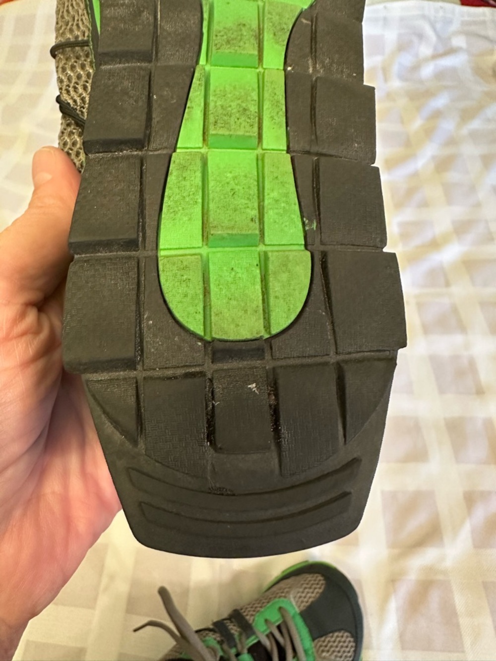 💚💎Altra Gray with Bright Green Trail Running Shoes Best for Sz. 9.5-10 Men’s💎💚 - Picture 12 of 12
